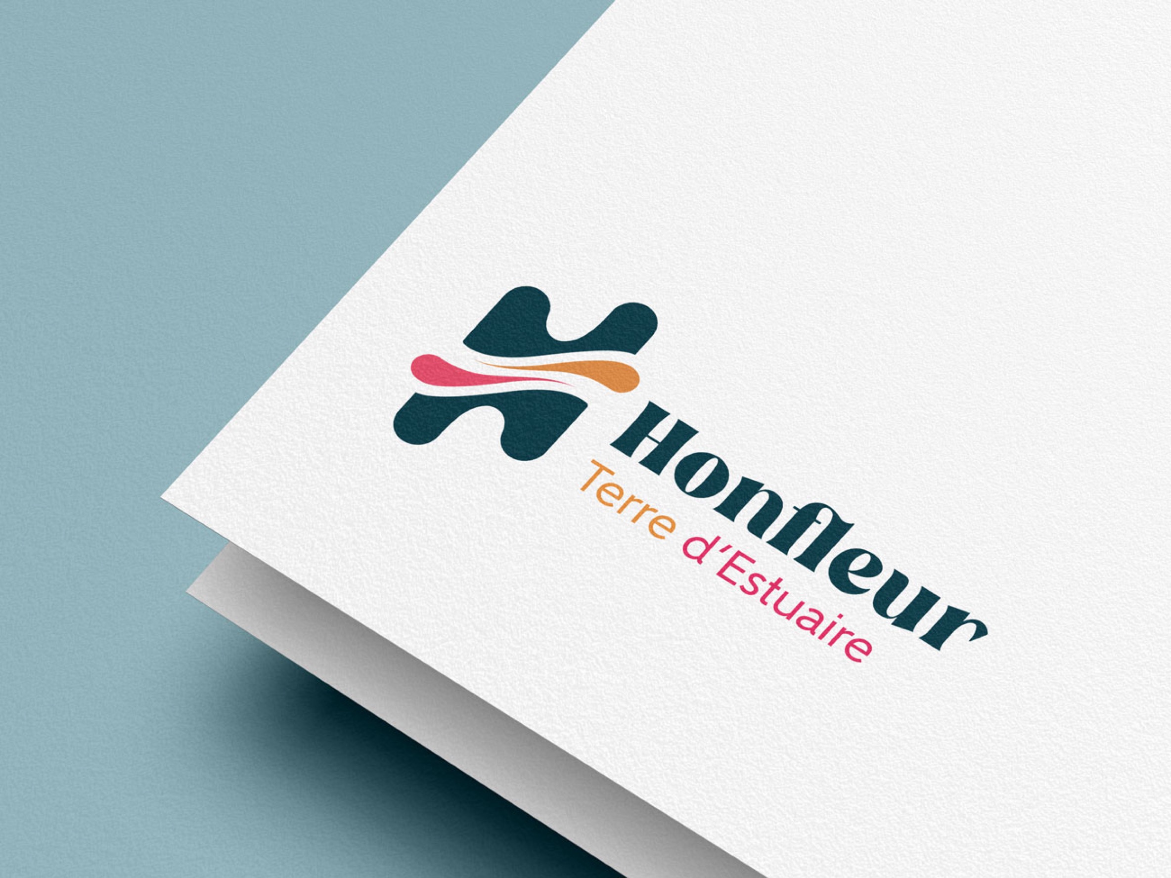 Création du logo et de la charte de l'office de tourisme Honfleur Terre d'Estuaire — Visuel 2